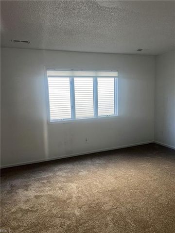 3158 E Ocean View AVE, Norfolk, VA 23518