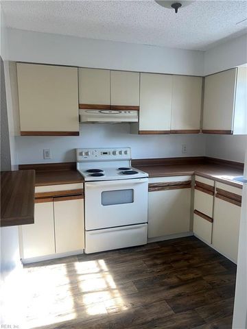 3158 E Ocean View AVE, Norfolk, VA 23518