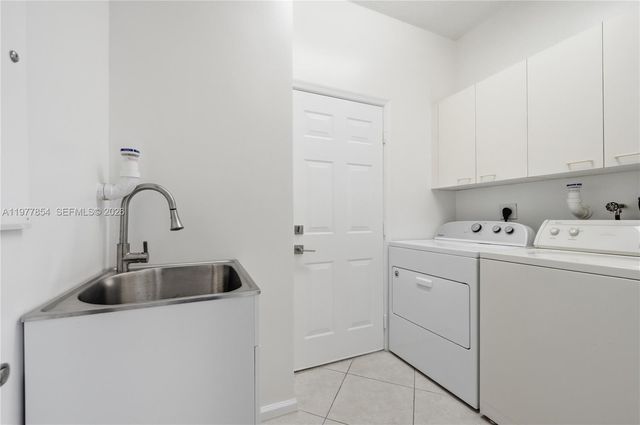 15675 SW 52nd Ct, Miramar, FL 33027