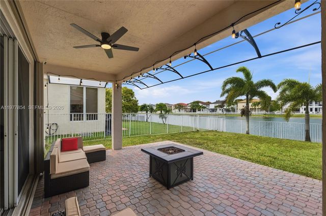 15675 SW 52nd Ct, Miramar, FL 33027