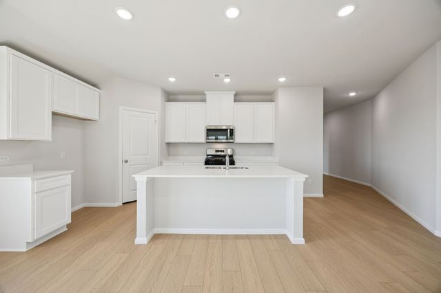 422 Lana Drive, Seagoville, TX 75159