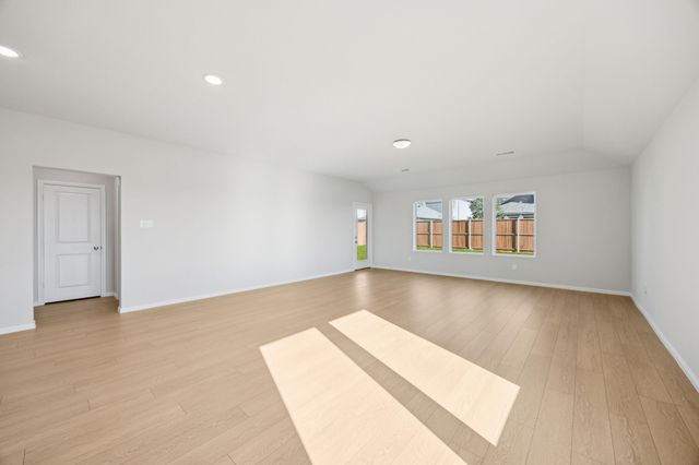 422 Lana Drive, Seagoville, TX 75159