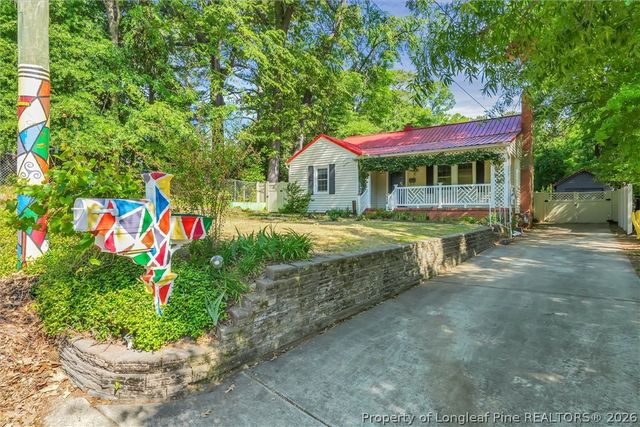 910 Clarendon Street, Fayetteville, NC 28305