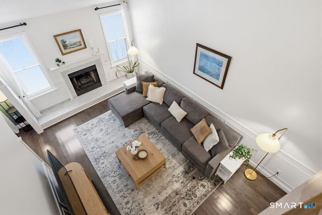 39 Schoolhouse Crossing, Wethersfield, CT 06109