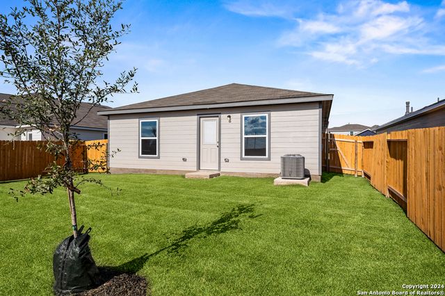 11940 Stroud Drive, San Antonio, TX 78252