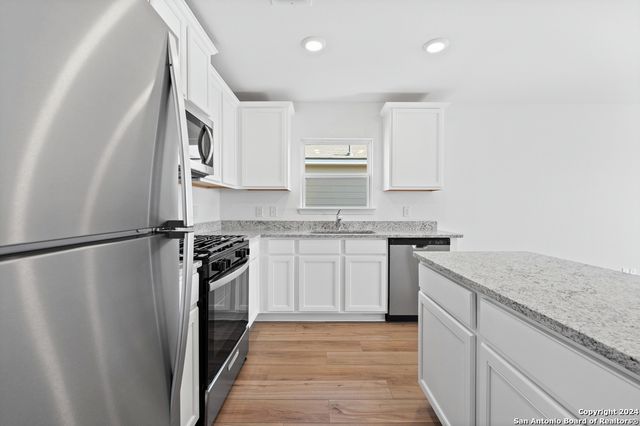 11940 Stroud Drive, San Antonio, TX 78252