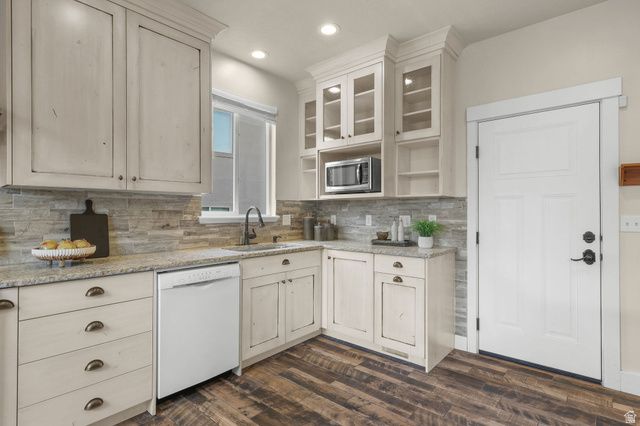 1440 SHERIDAN DR, Ogden, UT 84404
