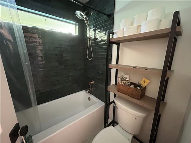 1822 Windsor 1, North Palm Beach, FL 33408