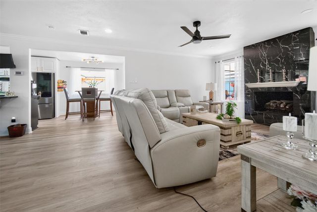 511 Enchanted Lane, Spring, TX 77388