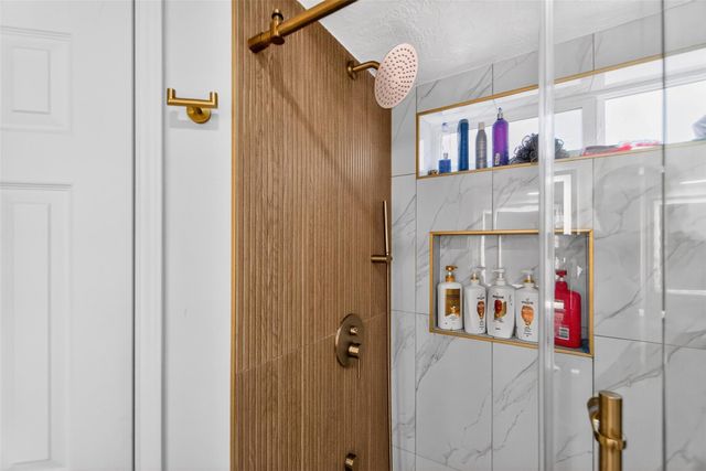 511 Enchanted Lane, Spring, TX 77388