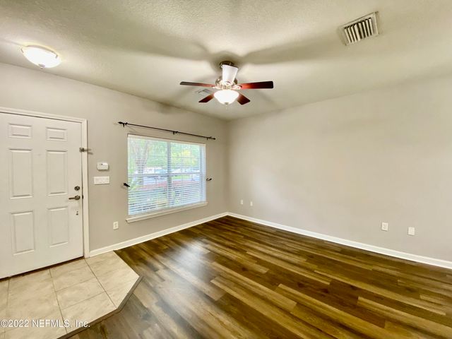 8101 SUMMER PALM Court, Jacksonville, FL 32256