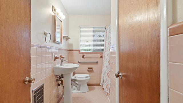 4625 Lake Haven Drive, Chattanooga, TN 37416