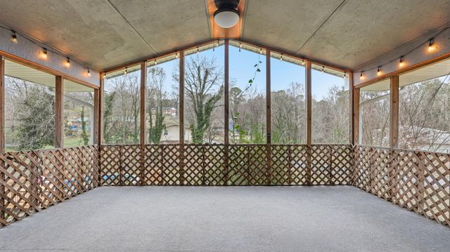 4625 Lake Haven Drive, Chattanooga, TN 37416