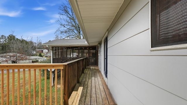 4625 Lake Haven Drive, Chattanooga, TN 37416