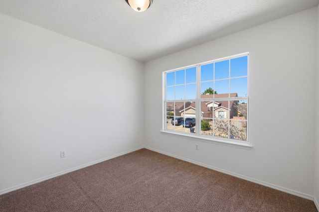 7416 Vancouver Avenue NW, Albuquerque, NM 87114