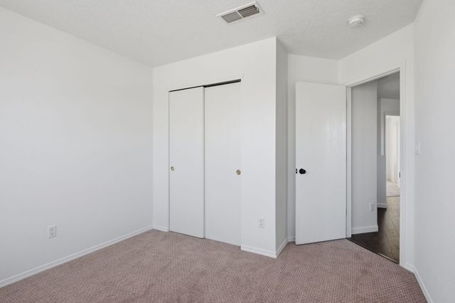 7416 Vancouver Avenue NW, Albuquerque, NM 87114