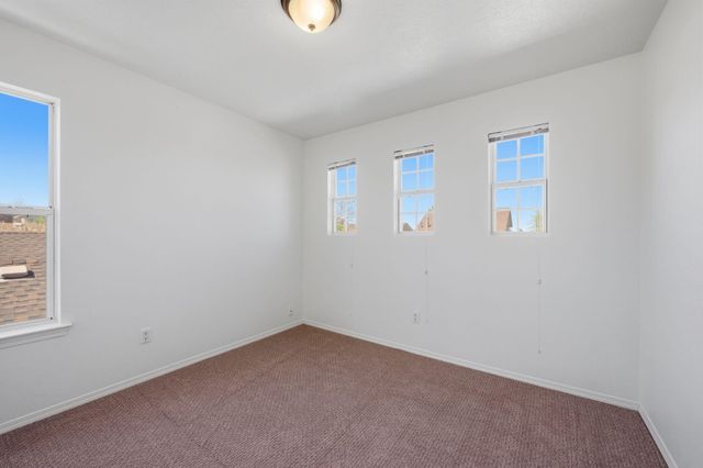 7416 Vancouver Avenue NW, Albuquerque, NM 87114