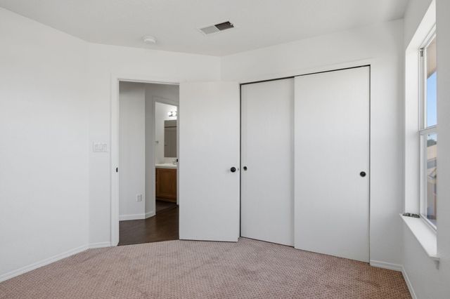 7416 Vancouver Avenue NW, Albuquerque, NM 87114