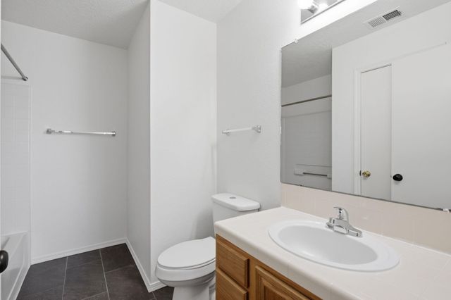 7416 Vancouver Avenue NW, Albuquerque, NM 87114