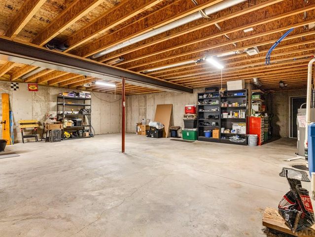 477 E McCulloch Blvd, Pueblo West, CO 81007