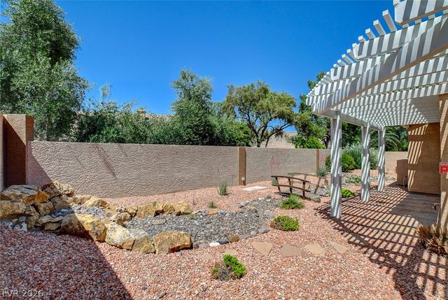 223 Chestnut Ridge Circle, Henderson, NV 89012