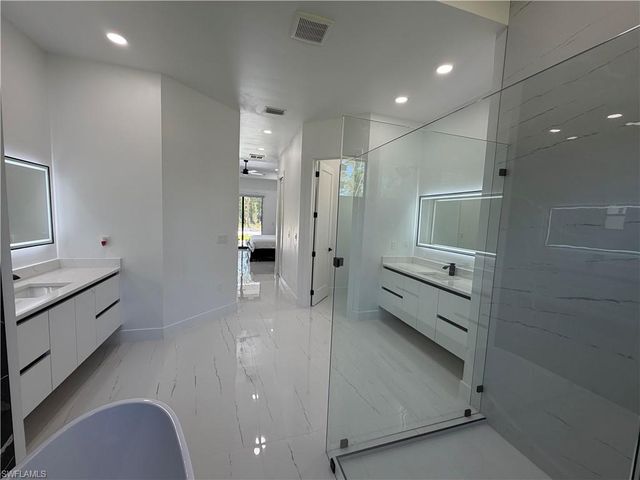 1207 Magnolia AVE, Lehigh Acres, FL 33972