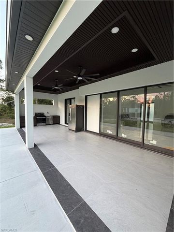 1207 Magnolia AVE, Lehigh Acres, FL 33972
