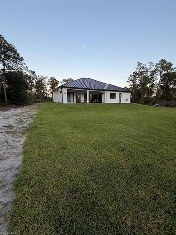 1207 Magnolia AVE, Lehigh Acres, FL 33972