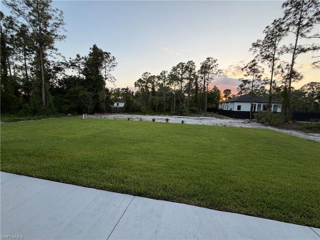 1207 Magnolia AVE, Lehigh Acres, FL 33972