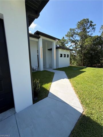 1207 Magnolia AVE, Lehigh Acres, FL 33972
