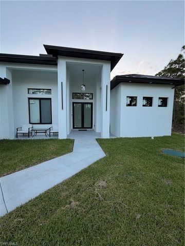 1207 Magnolia AVE, Lehigh Acres, FL 33972