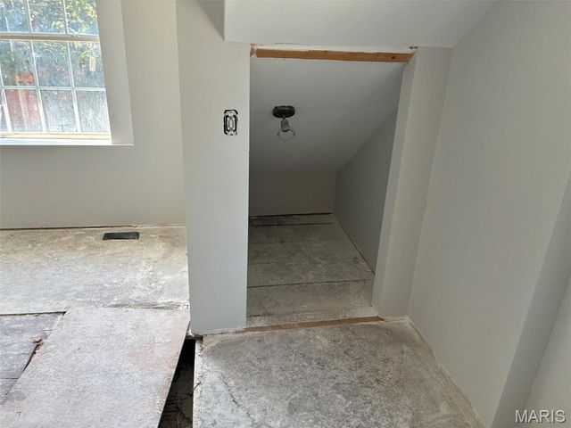521 E A Street, Belleville, IL 62220