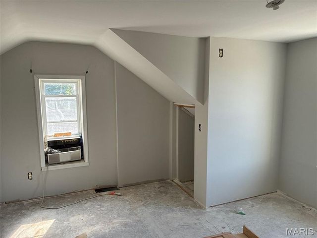 521 E A Street, Belleville, IL 62220