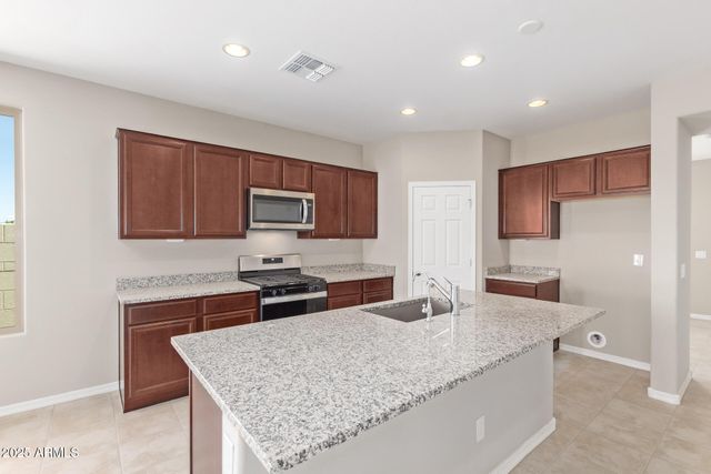 8804 W MARSHALL Avenue, Glendale, AZ 85305
