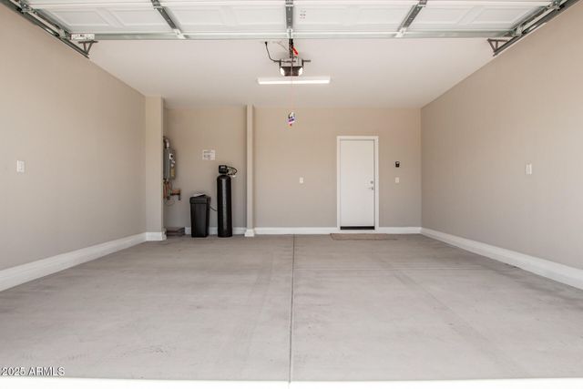 8804 W MARSHALL Avenue, Glendale, AZ 85305
