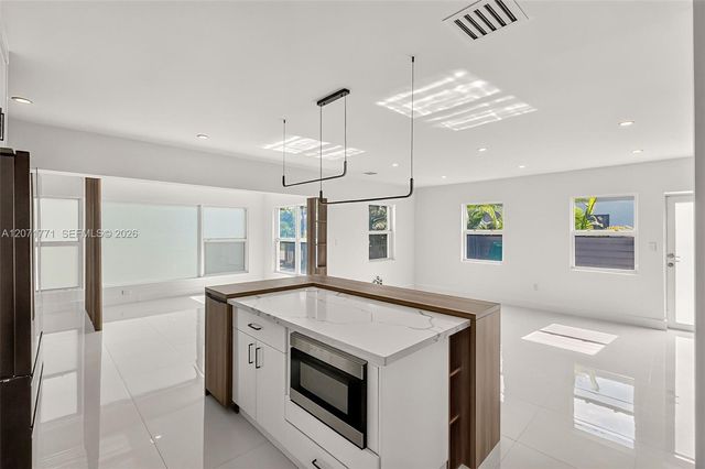 2180 SW 20th Street, Miami, FL 33145