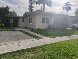 242 SE Park St 2, Dania Beach, FL 33004