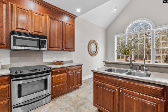 124 Lewis Court, Gilbert, SC 29054