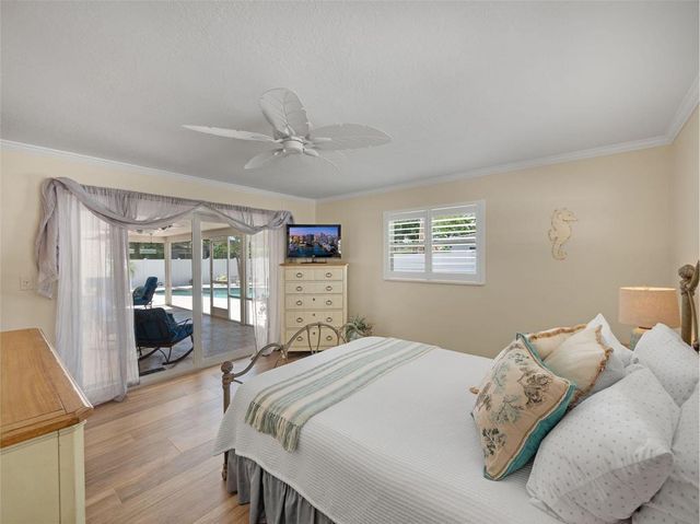 2250 NE 35th Street, Lighthouse Point, FL 33064