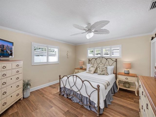 2250 NE 35th Street, Lighthouse Point, FL 33064