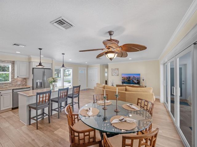 2250 NE 35th Street, Lighthouse Point, FL 33064