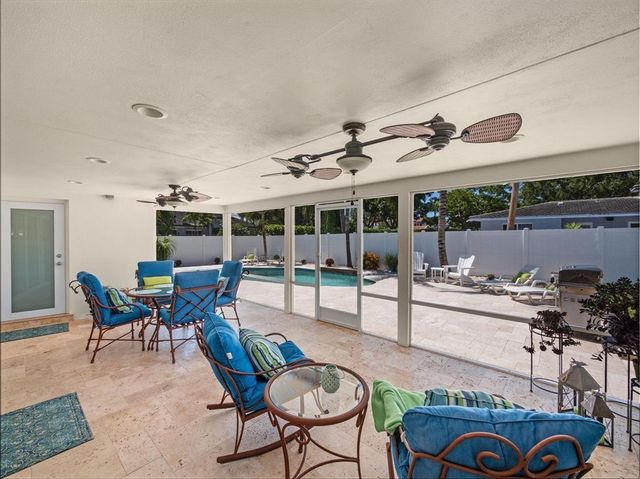 2250 NE 35th Street, Lighthouse Point, FL 33064