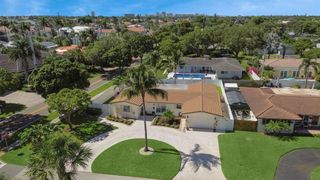 2250 NE 35th Street, Lighthouse Point, FL 33064