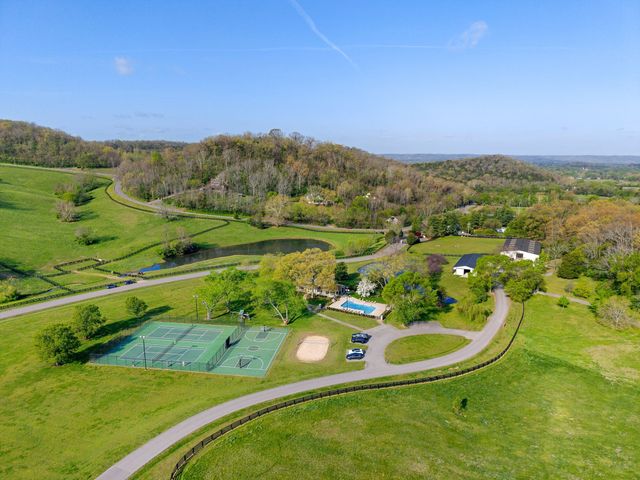 3021 Smith Ln, Franklin, TN 37069