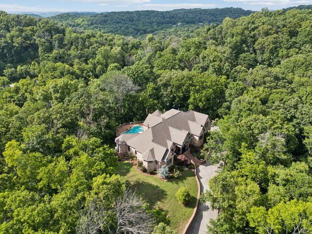 3021 Smith Ln, Franklin, TN 37069