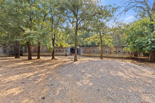 488 County Road 217, Collinsville, TX 76233