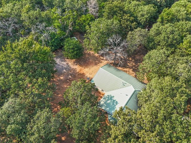 488 County Road 217, Collinsville, TX 76233