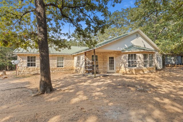488 County Road 217, Collinsville, TX 76233