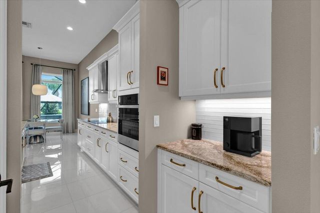 23009 SW Accesi Way, Port St. Lucie, FL 34986
