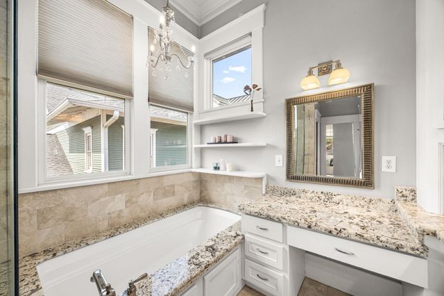 523 Highland Street, Houston, TX 77009